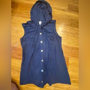 Button up tank + hood